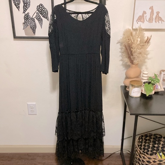 Blush Other - Black Gathered Dress